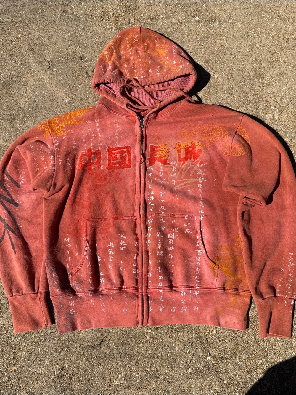 Vintage Y2K The Great China Wall zip up hoodie with Chinese script and dragon